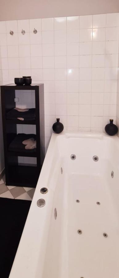 Krisna Apartment Budapest Eksteriør billede